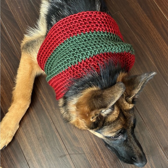 Christmas Dog Cowl Silky Soft Cowl Hand Crochet Size XL 25-26”Cir.x8”long - Picture 4 of 4